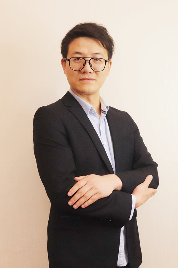 韩城李林科 本科学历,毕业于西安石油大学